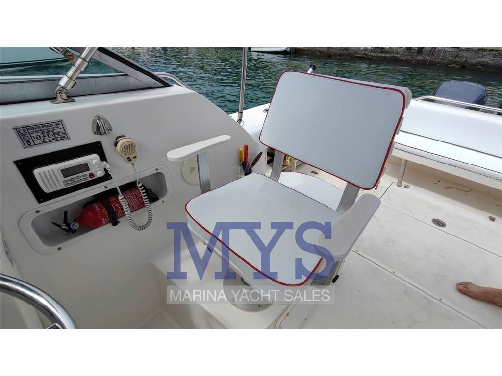 Boston Whaler 28 CONQUEST Usata 2000 - Foto 15