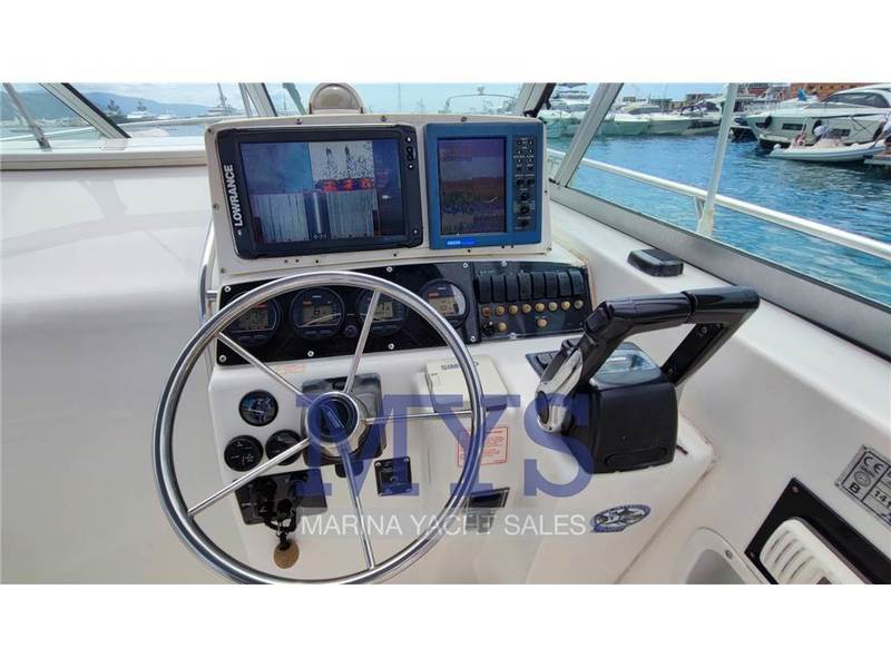 Boston Whaler 28 CONQUEST Foto 12