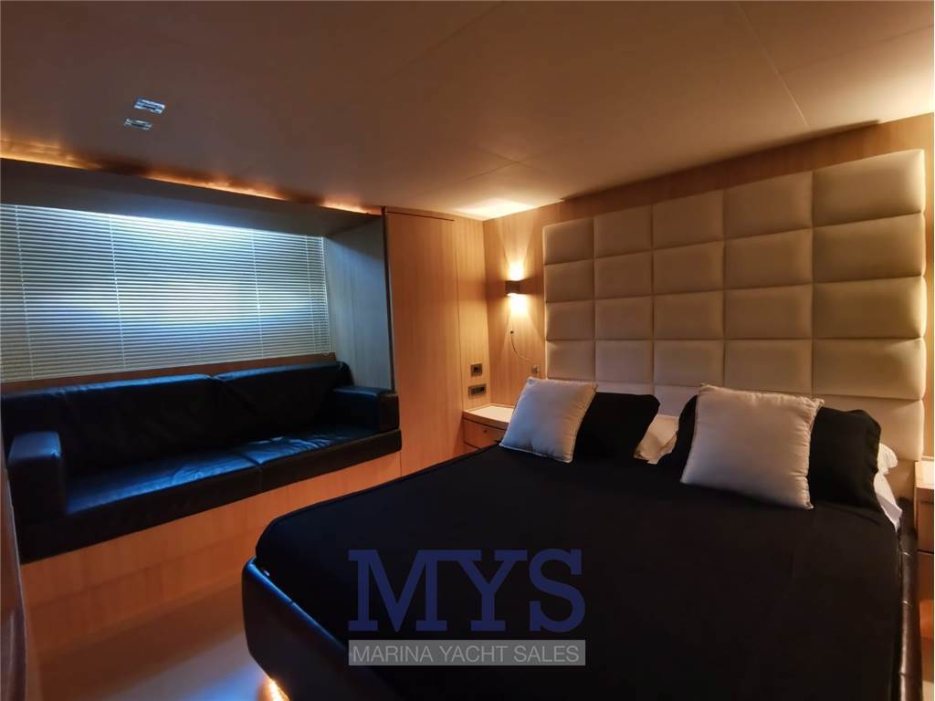 Uniesse Marine UNIESSE 75 HT Usata 2007 - Foto 12