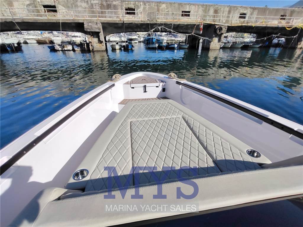 Virtue Yachts V10 Top Usata 2024 - Foto 17