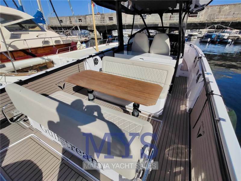 Virtue Yachts V10 Top Foto 9