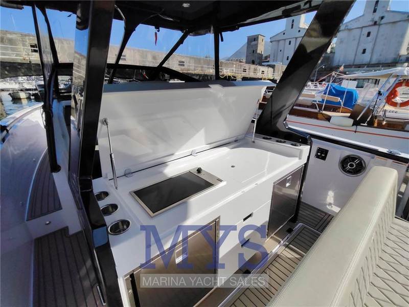 Virtue Yachts V10 Top Foto 10