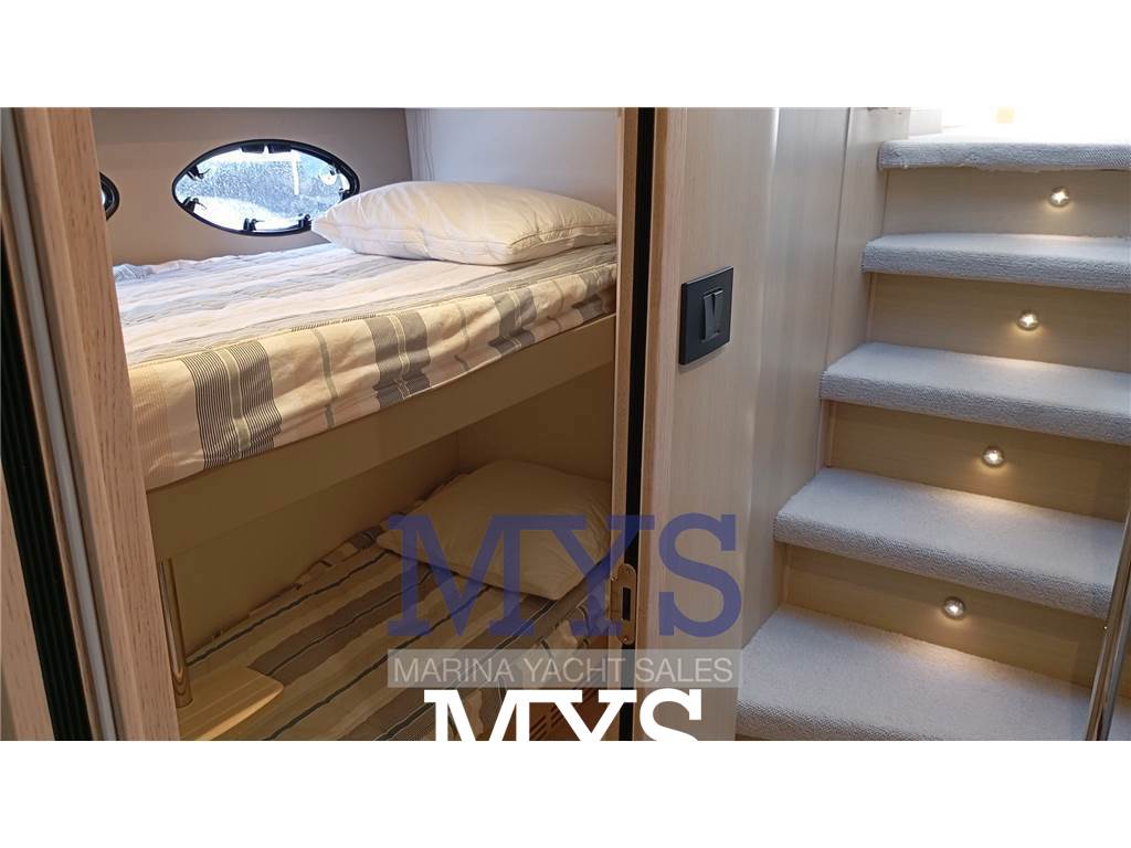 Princess F49 Used 2018 - Photo 16