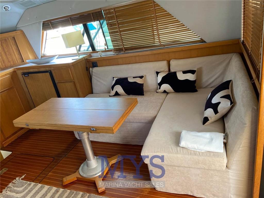 Bertram Yacht 37' Convertible Usata 1987 - Foto 16