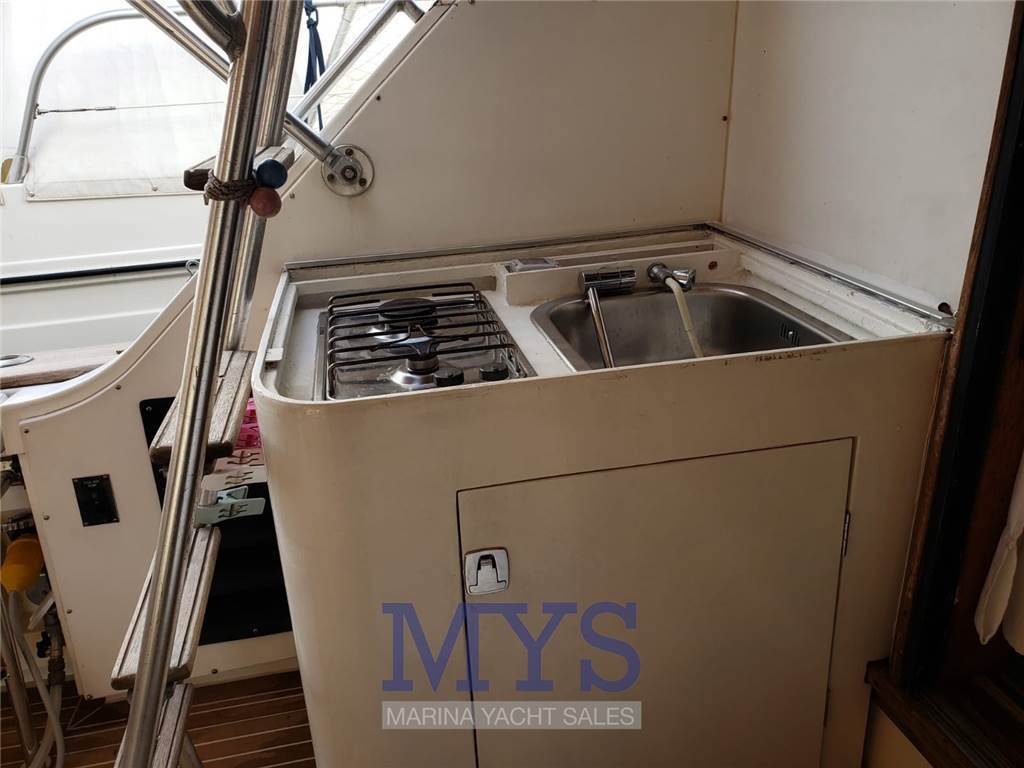 Bertram Yacht 37' Convertible Usata 1987 - Foto 5