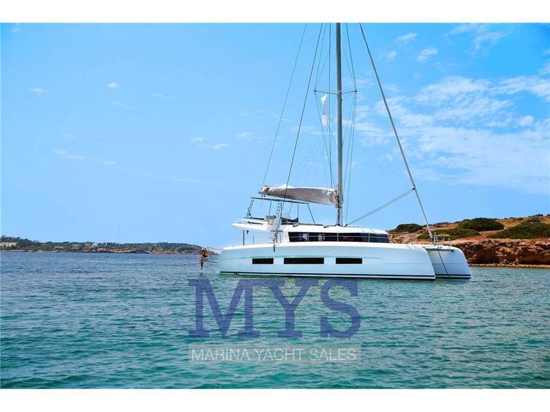 Dufour Catamarans 48