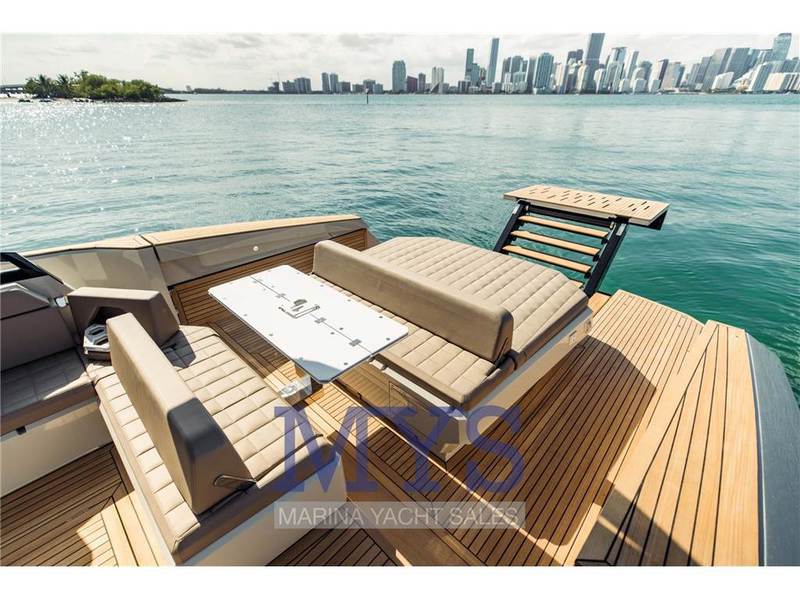 Evo Yachts Evo R4 WA Foto 8