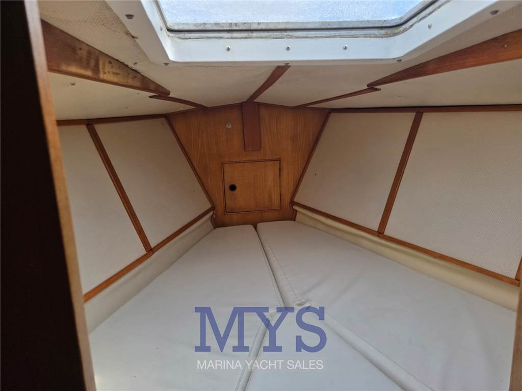 Oyster Heritage 37' Used 1979 - Photo 15