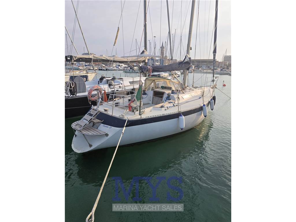 Oyster Heritage 37' Used 1979 - Photo 2