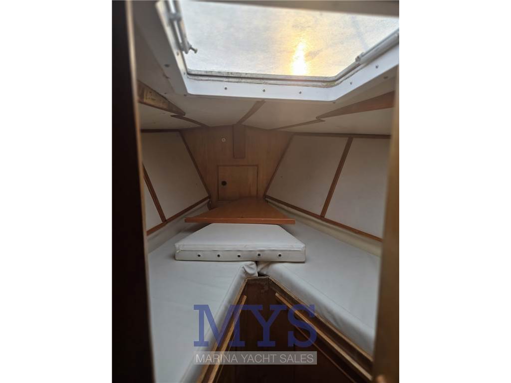 Oyster Heritage 37' Used 1979 - Photo 13