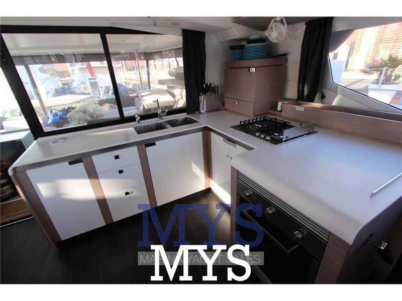 Fountaine Pajot 47 TANNA Foto 12