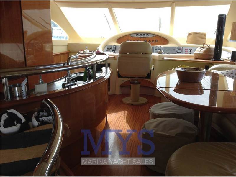 Azimut 62 Foto 11