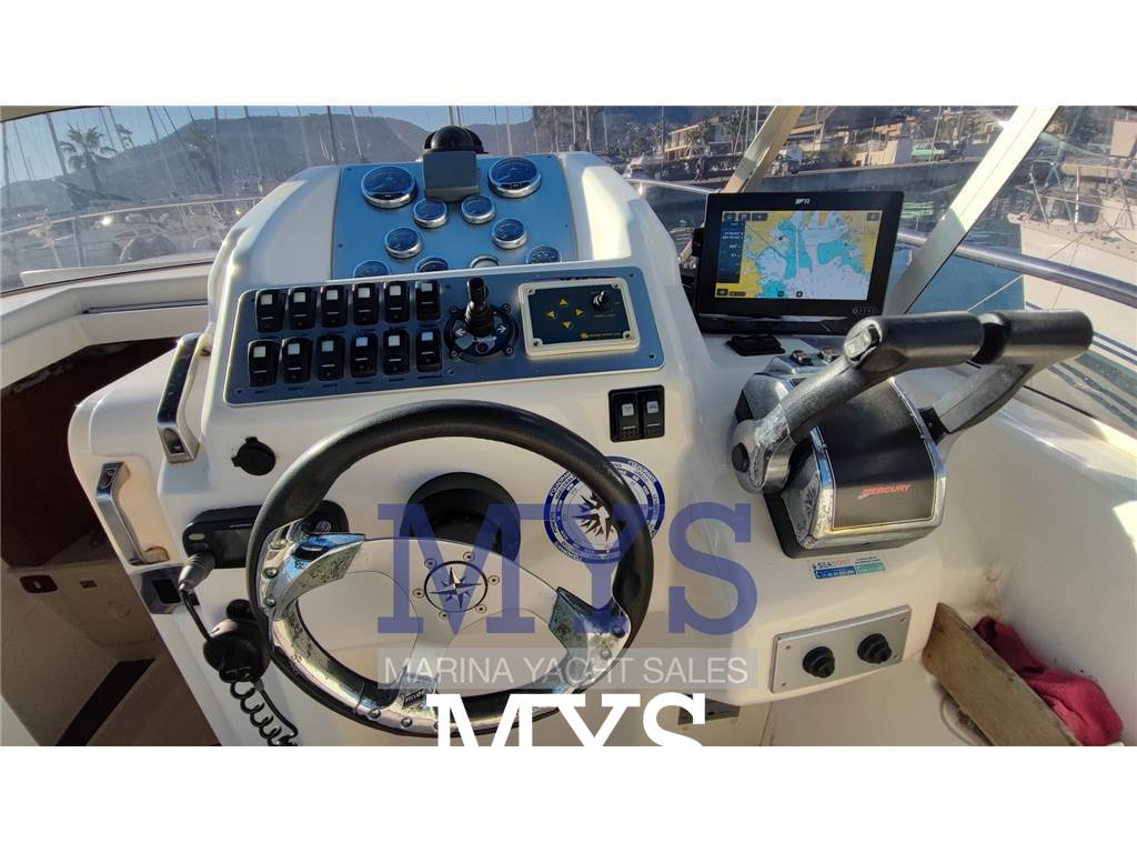 Manò Marine 26.50 Cabin Cruiser Used 2007 - Photo 10