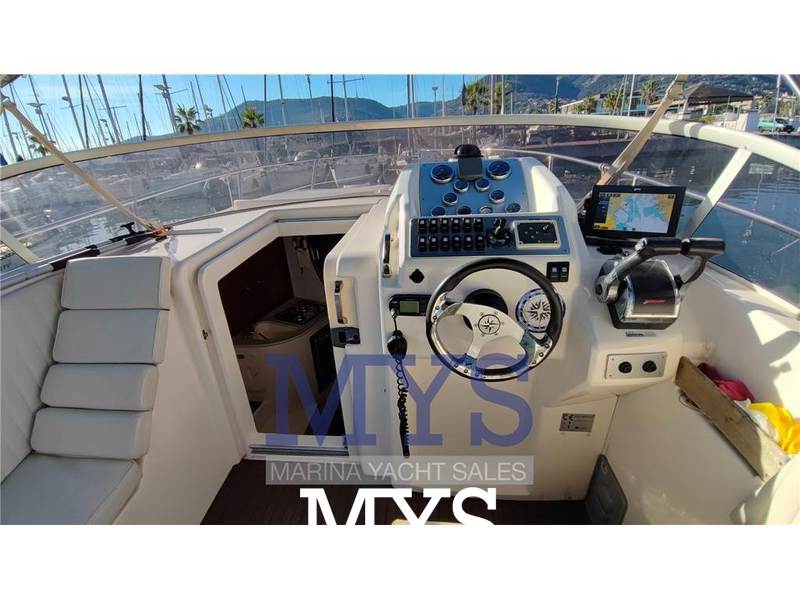 Manò Marine 26.50 Cabin Cruiser Foto 9