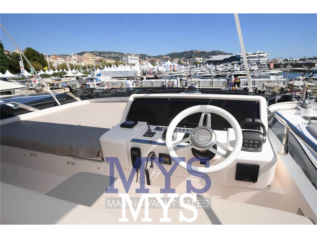 Cayman Yachts F520 NEW Nuova 2026 - Foto 8