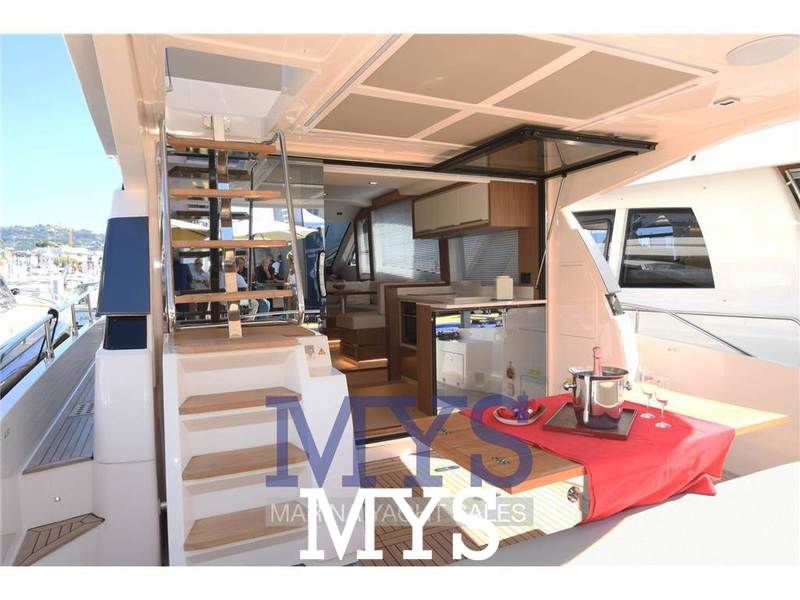 Cayman Yachts F520 NEW Foto 5