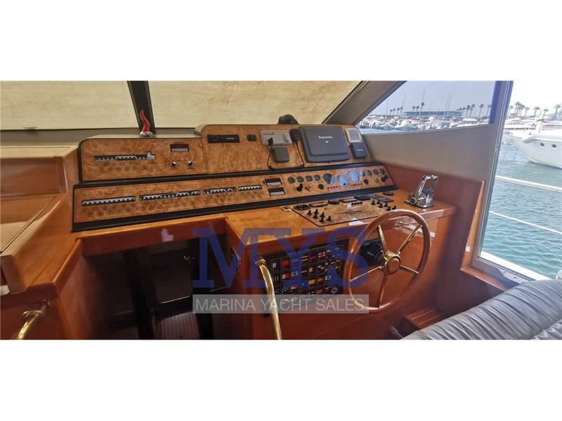 Dellapasqua DC 14 SL Flying Bridge Foto 8