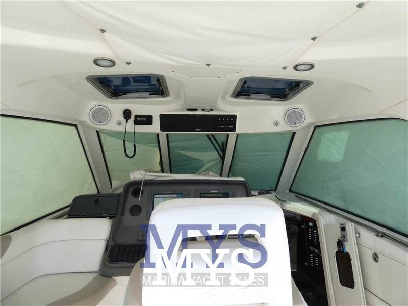 Boston Whaler 345 CONQUEST Foto 11