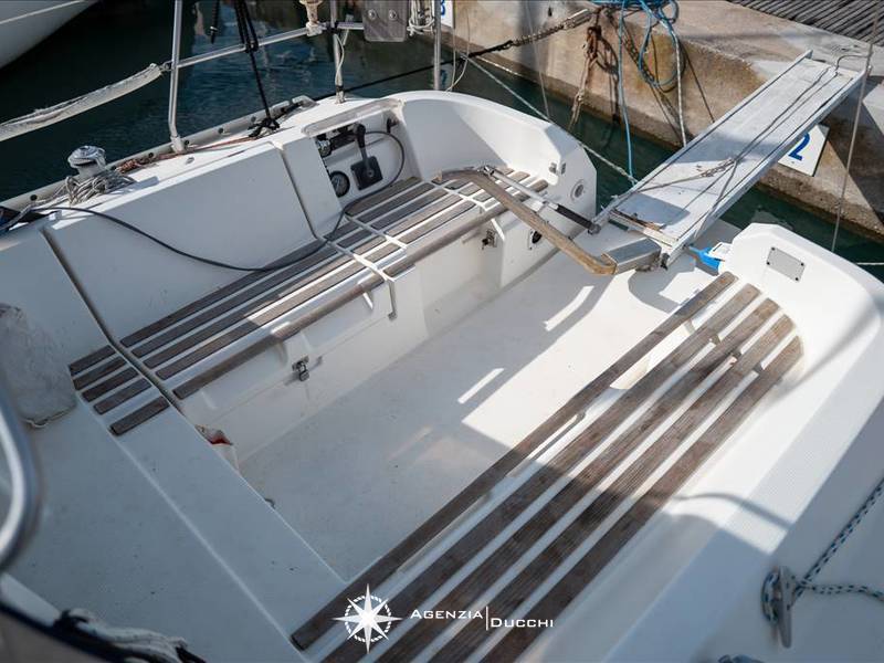 BENETEAU OCEANIS 300 Foto 4