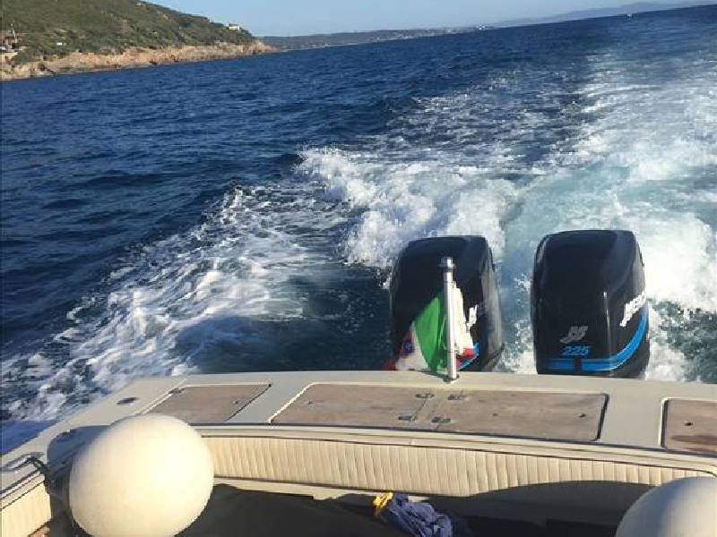 Boston Whaler Boston 27 full cabin Foto 2