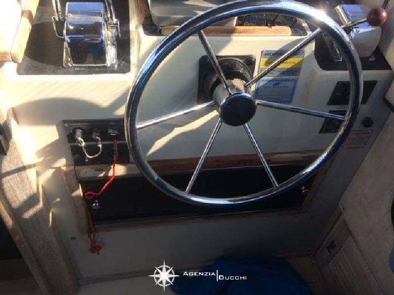 Boston Whaler Boston 27 full cabin Foto 4