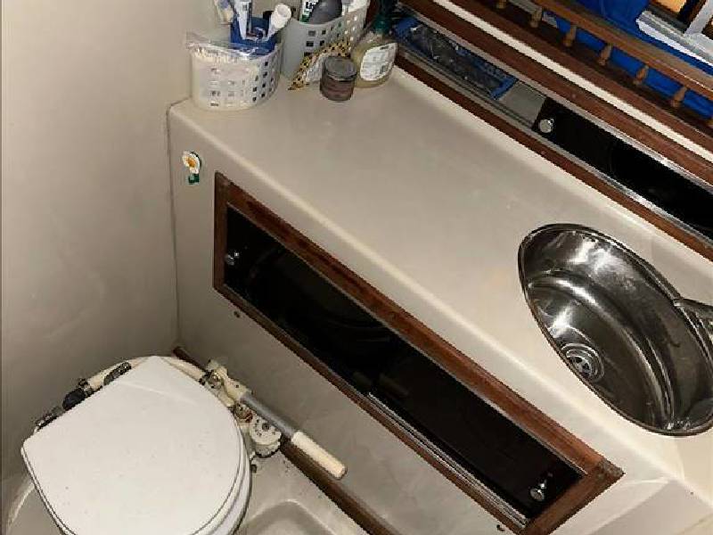 Boston Whaler Boston 27 full cabin Foto 11